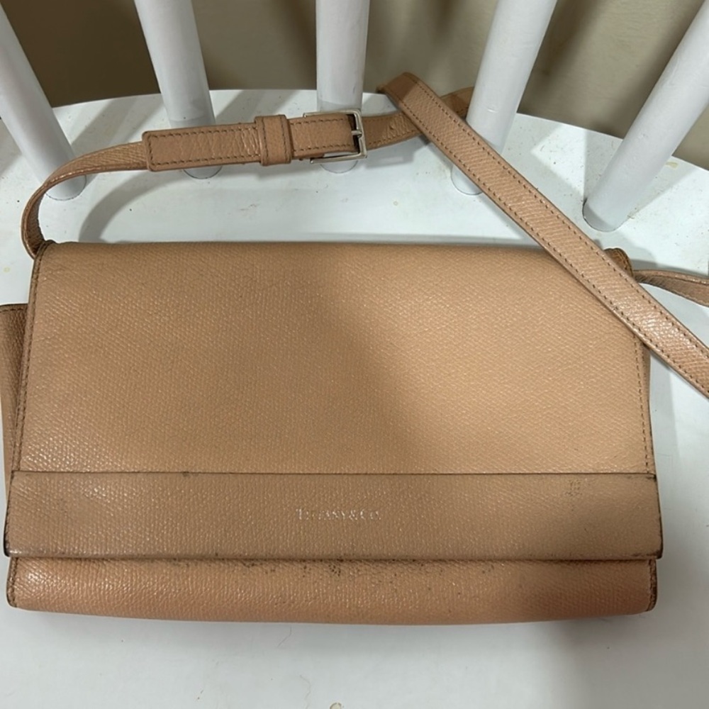 Tiffany & Co Vintage Tan Leather Crossbody Bag - Classic Women's bag cream